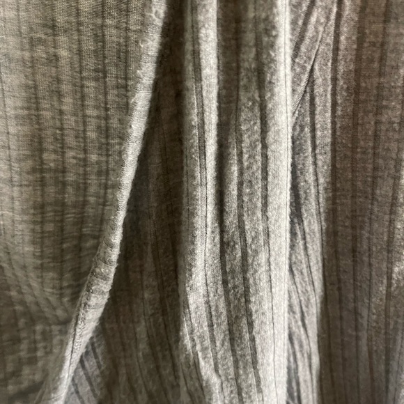 LA Hearts Wrap-Tie Shirt - Picture 3 of 3